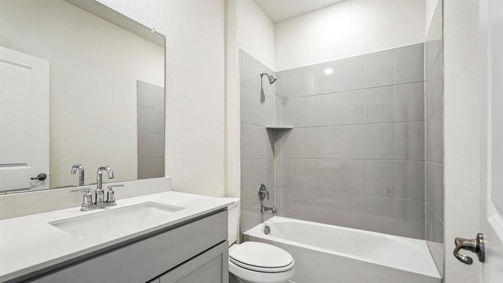 4167 Waldron Trail Property Photo 14