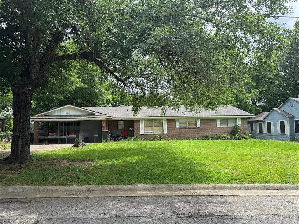 4515 Se Loop 286 Property Photo 23