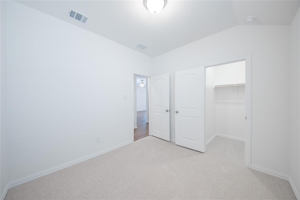 3422 Hillingdon Road Property Photo 14