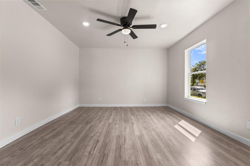 4318 Jamaica Street Property Photo 6