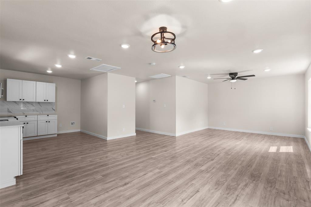 4318 Jamaica Street Property Photo 9