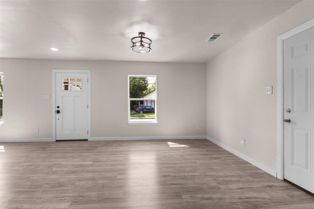 4318 Jamaica Street Property Photo 13