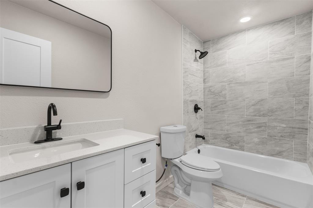 4318 Jamaica Street Property Photo 19