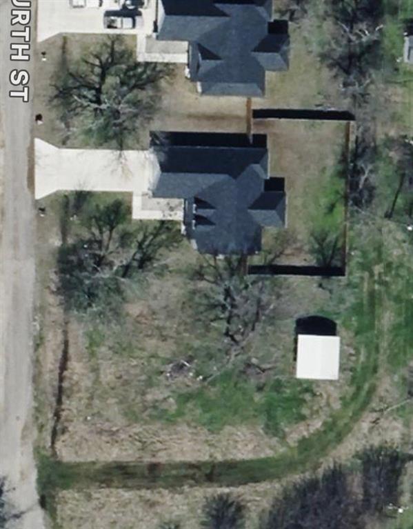 211 S 4th Street Property Photo 1