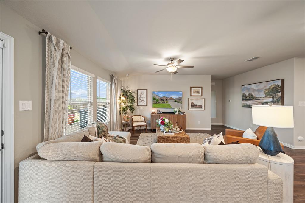 3409 Chivalry Drive Property Photo 10