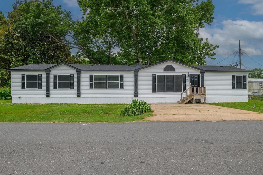 5233 Timothy Trail