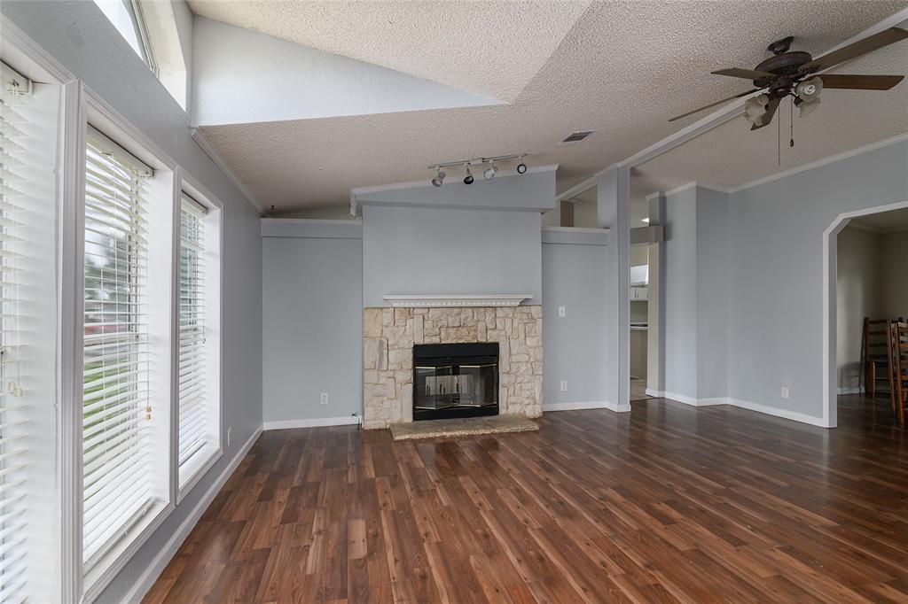 5233 Timothy Trail Property Photo 4
