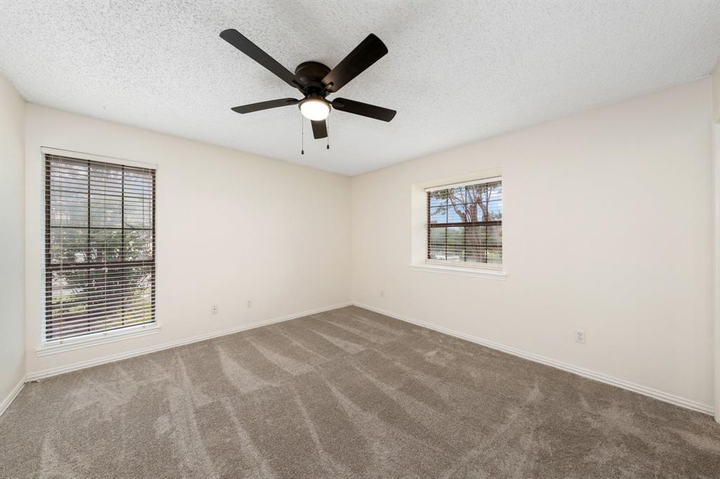 915 W Pleasant Run Road Property Photo 25