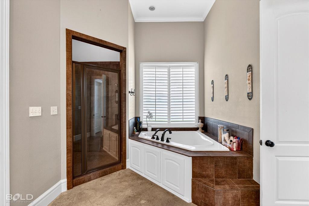 9019 Beau Soleil Drive Property Photo 15