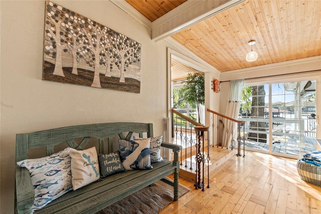 230 Bushwhacker Drive Property Photo 12
