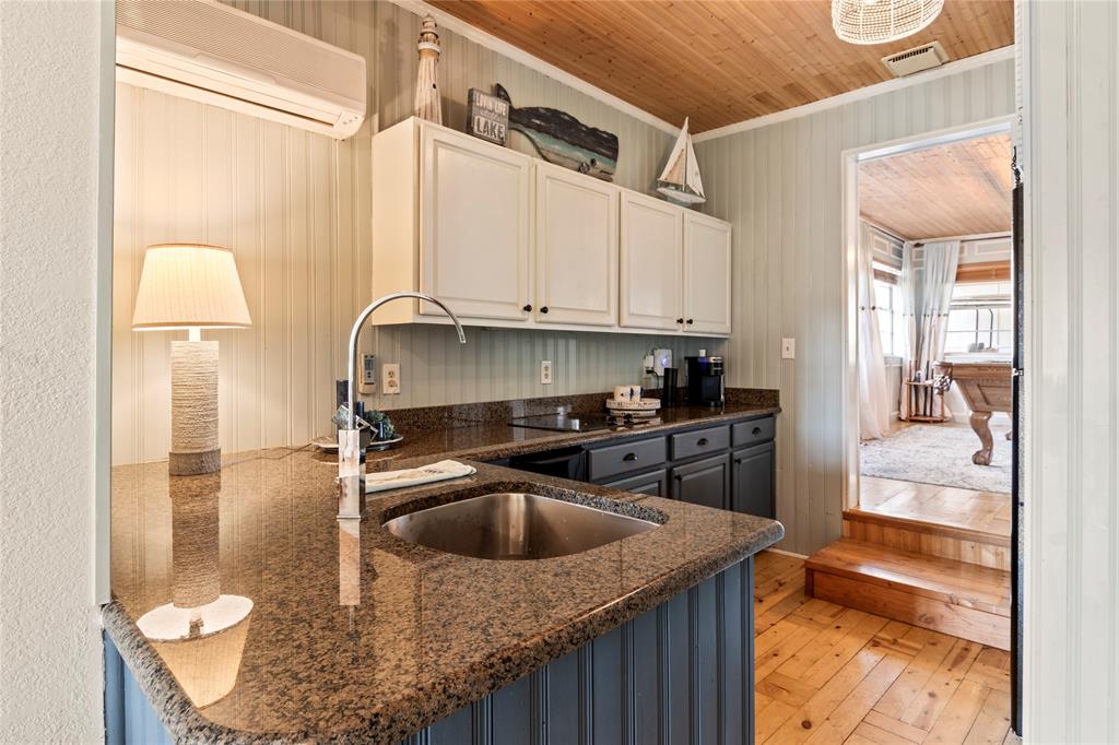 230 Bushwhacker Drive Property Photo 14