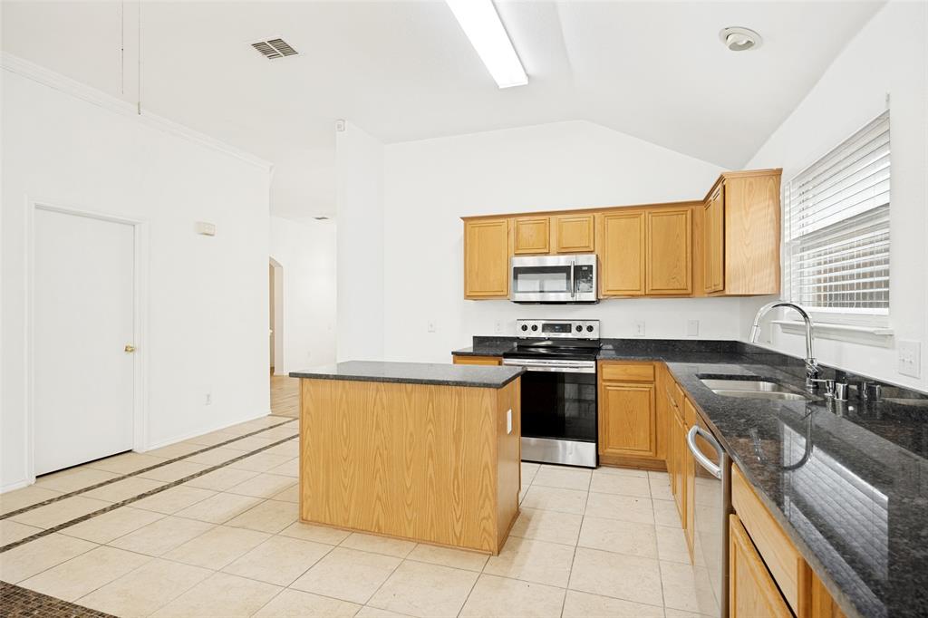 202 Trenton Drive Property Photo 10
