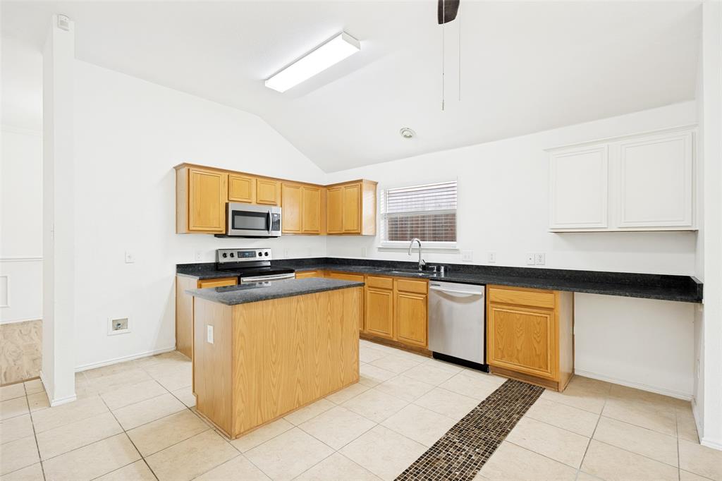 202 Trenton Drive Property Photo 12