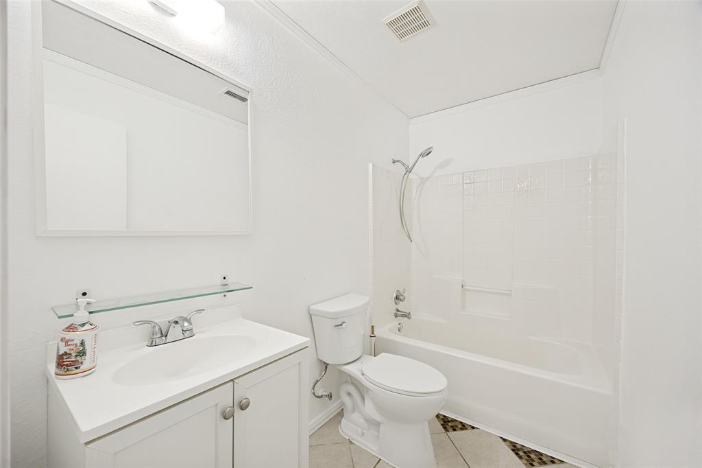 202 Trenton Drive Property Photo 17