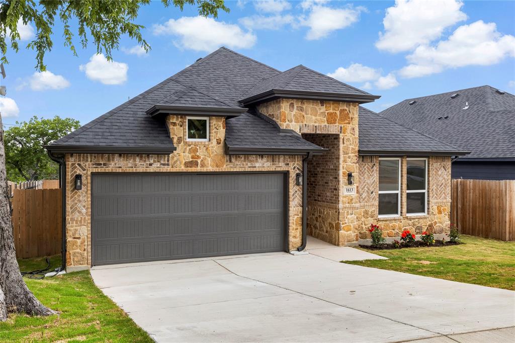 1613 Avenue D Property Photo 1