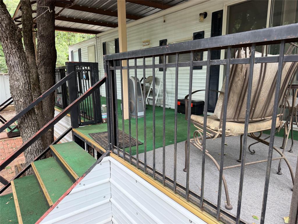 2140 Redbud Drive Property Photo 8
