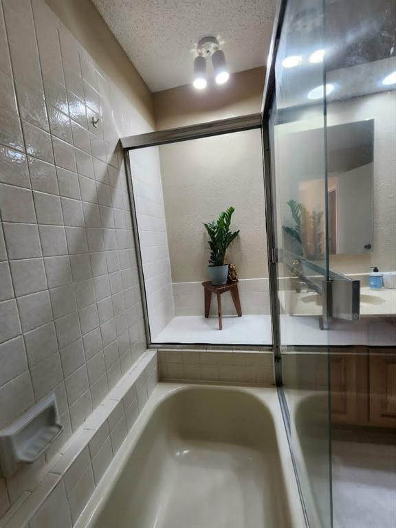 1100 Riverchase Lane 209 Property Photo 16