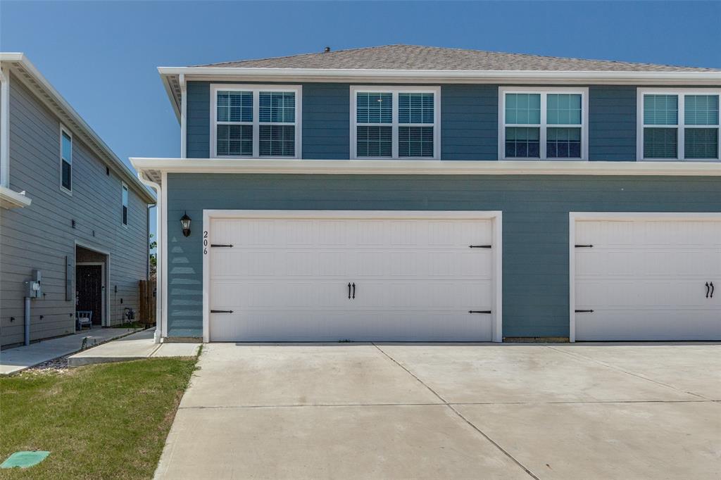 206 Marsh Lane Property Photo 1