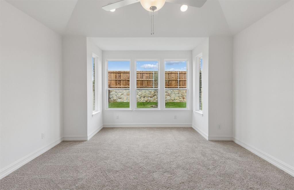 11161 Roxburgh Road Property Photo 12