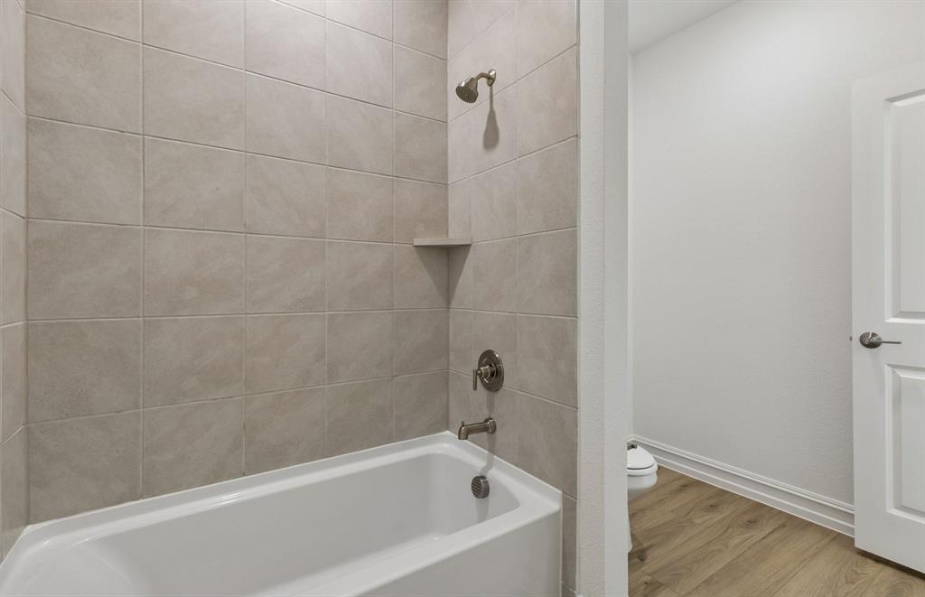 11161 Roxburgh Road Property Photo 17