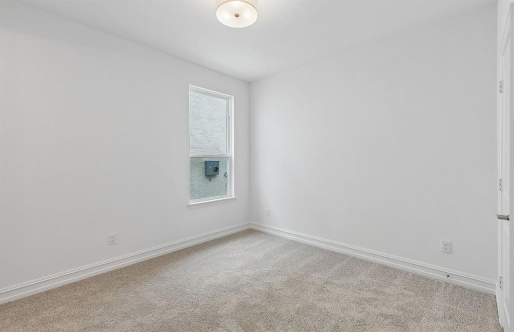 11161 Roxburgh Road Property Photo 18