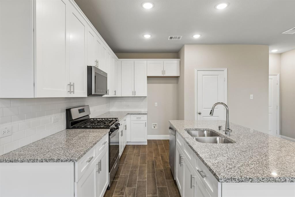 1605 Cloud Cover View Property Photo 5