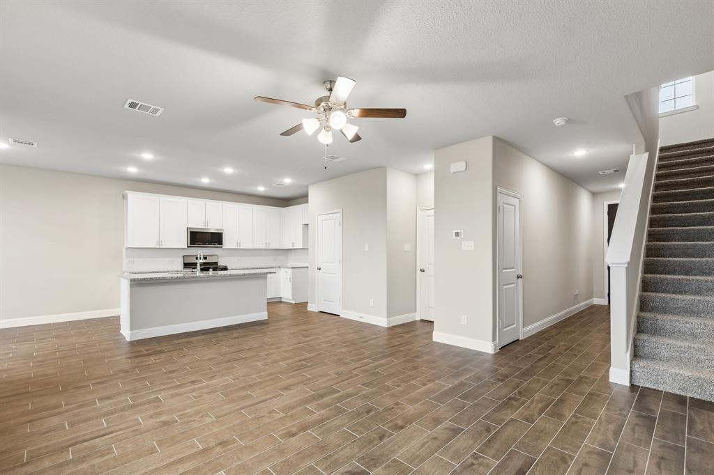 1605 Cloud Cover View Property Photo 8