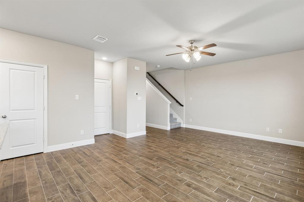 1605 Cloud Cover View Property Photo 9
