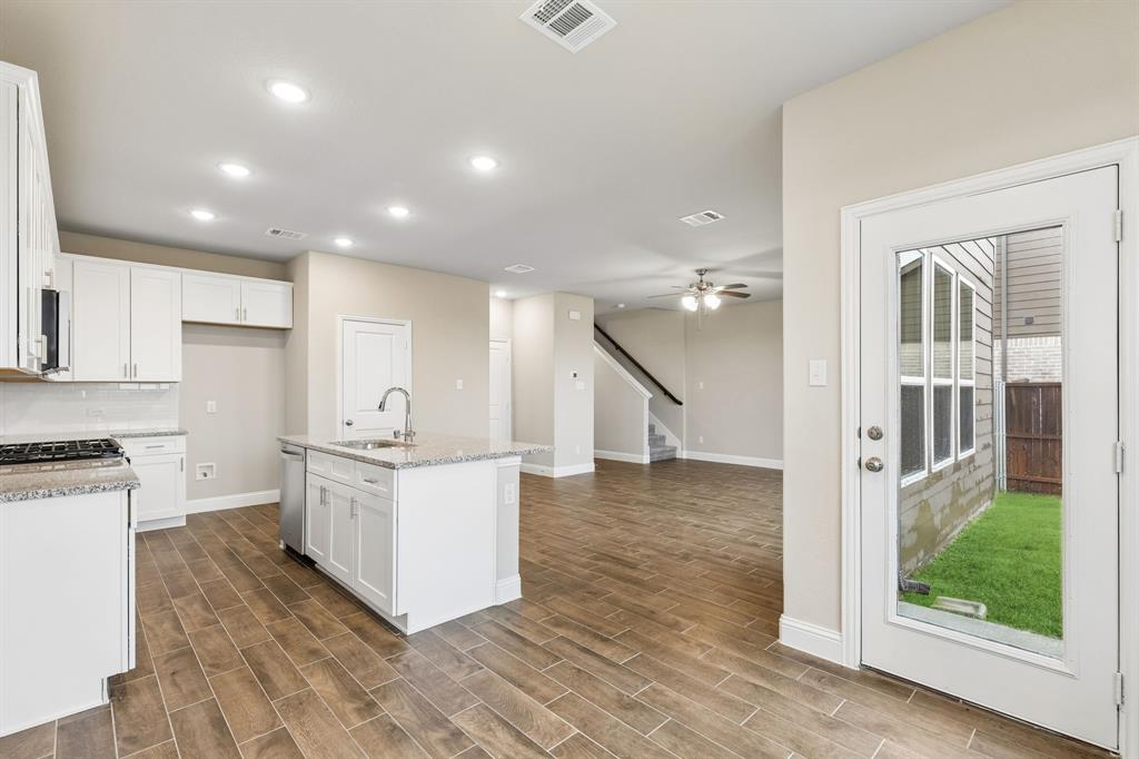 1605 Cloud Cover View Property Photo 10