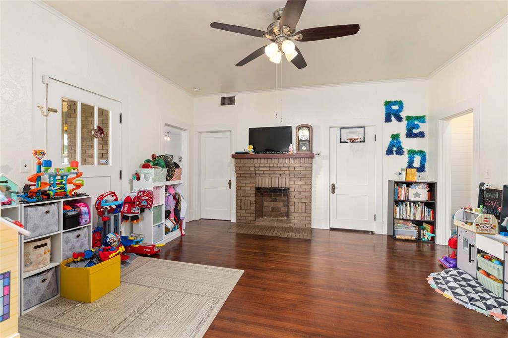1700 Austin Avenue Property Photo 13