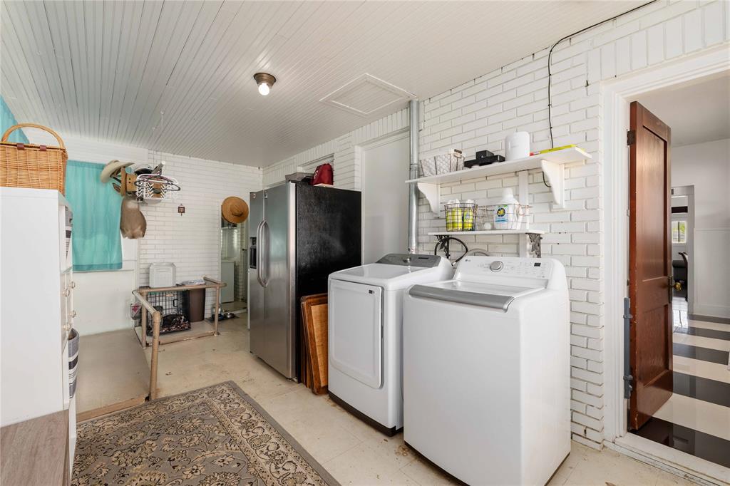 1700 Austin Avenue Property Photo 27