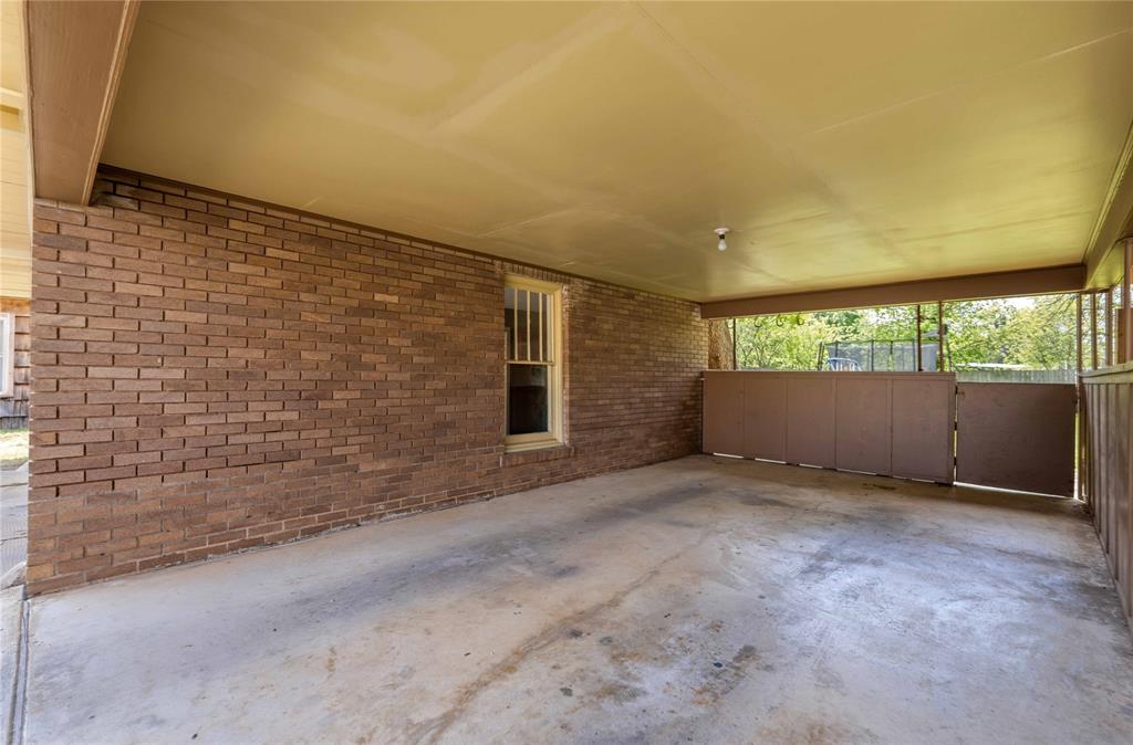 1700 Austin Avenue Property Photo 34