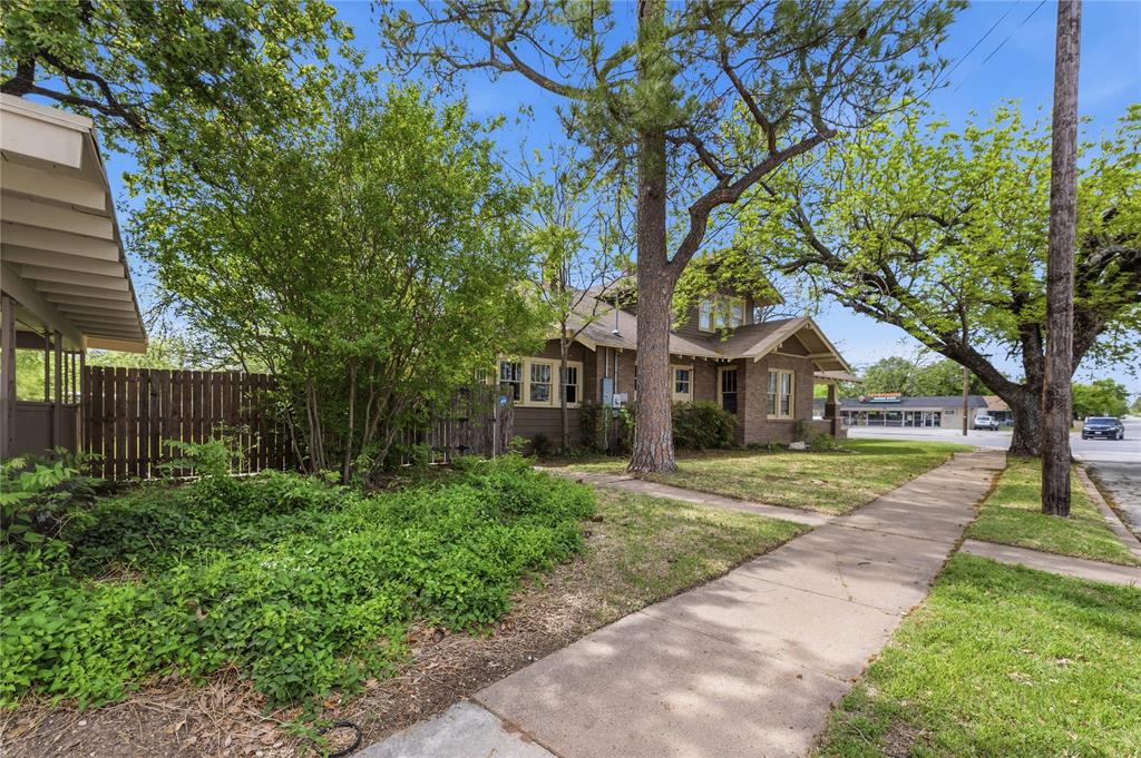 1700 Austin Avenue Property Photo 35