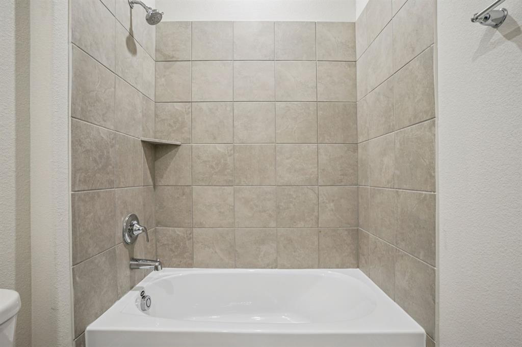 4004 Palestine Drive Property Photo 18