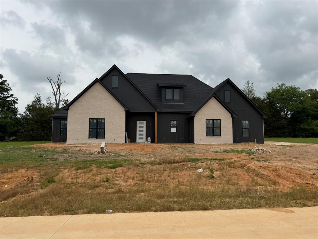 13848 Cedar Hill Lane Property Photo 1