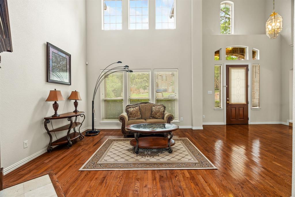 2012 Burnside Drive Property Photo 6