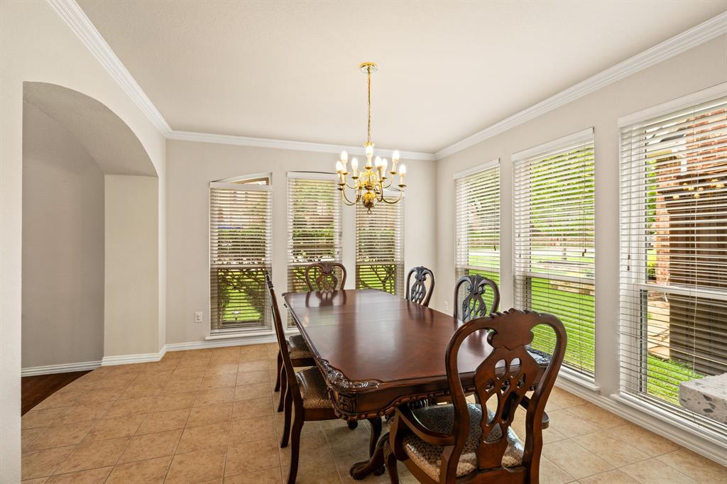 2012 Burnside Drive Property Photo 9