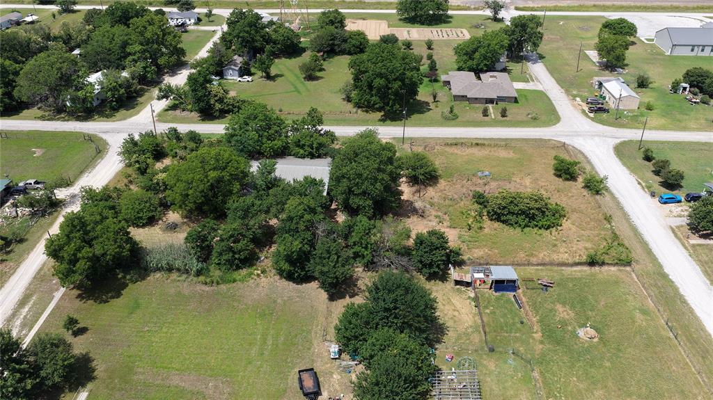 306 Denver Road Property Photo 4
