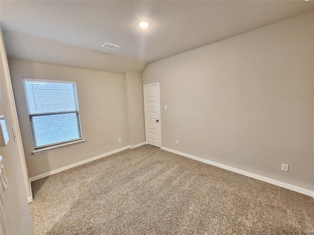 3936 Chesapeake Lane Property Photo 15