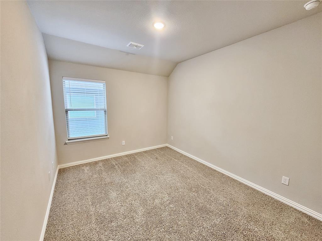 3936 Chesapeake Lane Property Photo 19