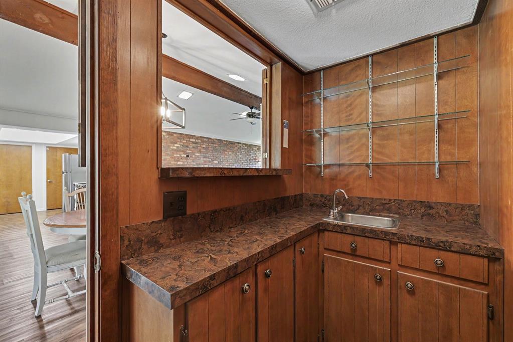 805 Wes Michael Road Property Photo 11