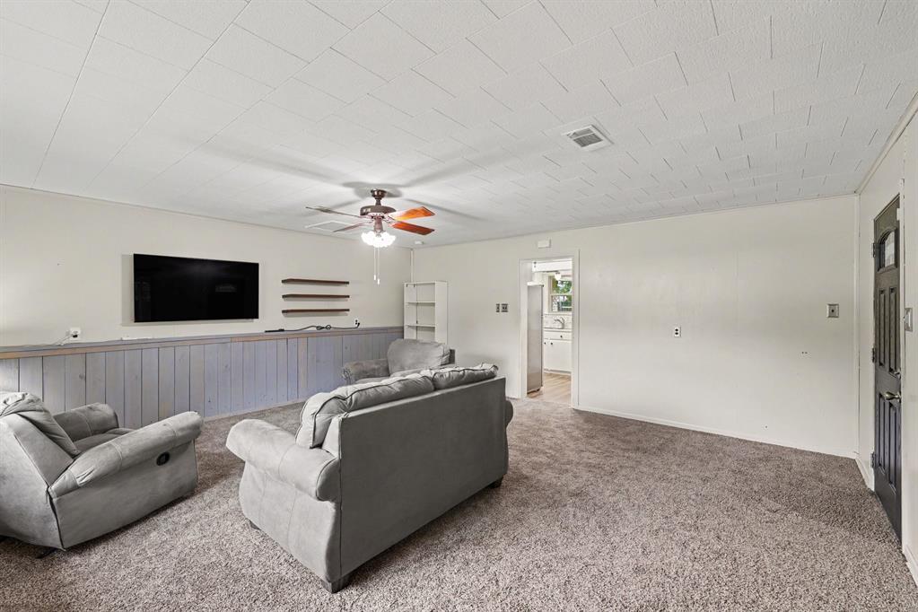 805 Wes Michael Road Property Photo 13