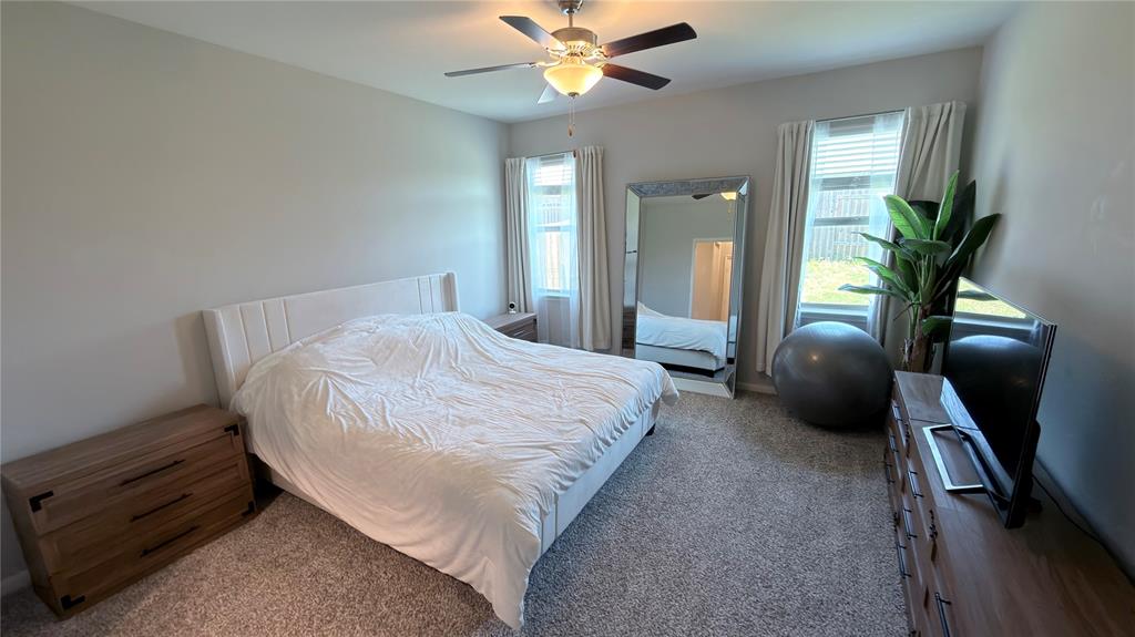 2100 Penaflor Drive Property Photo 3