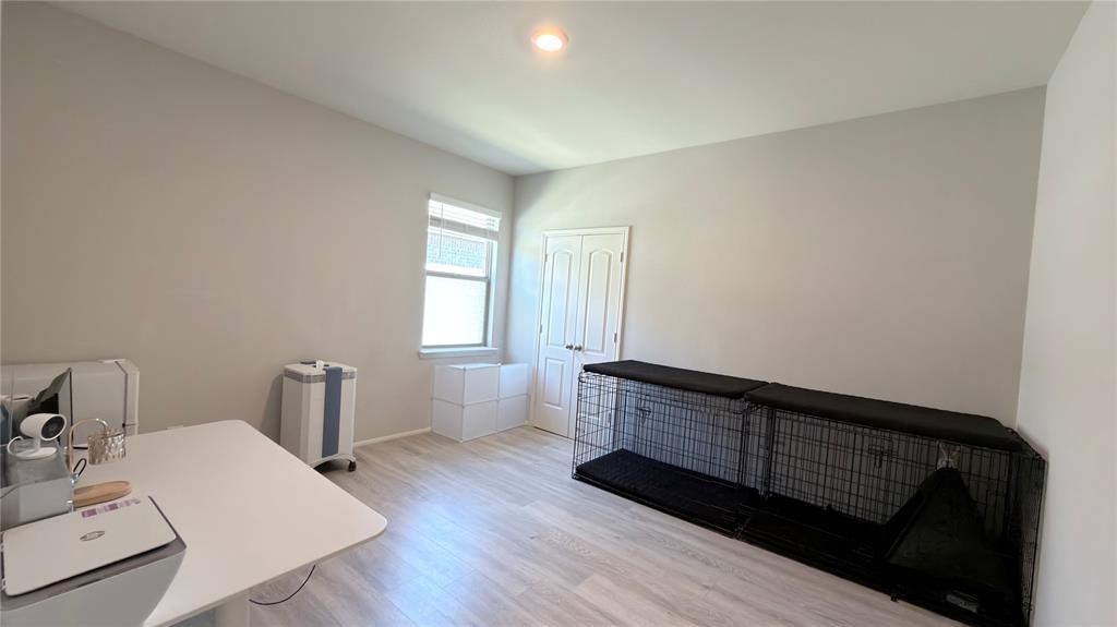 2100 Penaflor Drive Property Photo 9