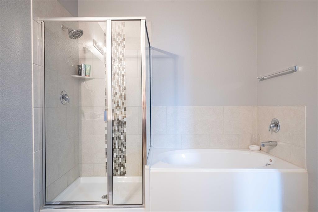 8900 Devonshire Drive Property Photo 14