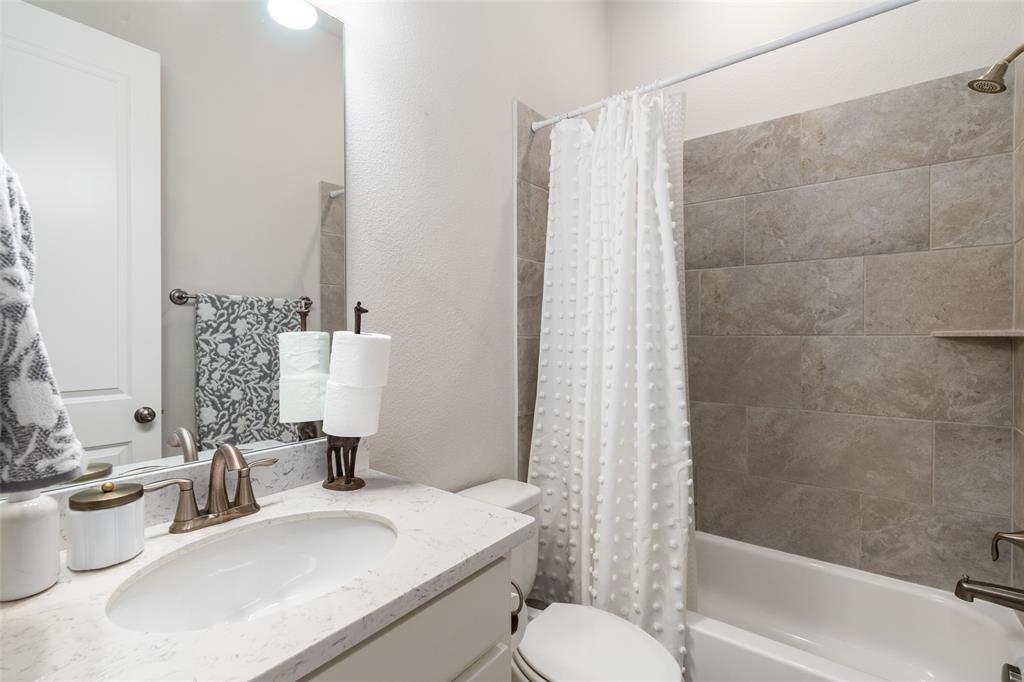1054 Drew Lane Property Photo 11