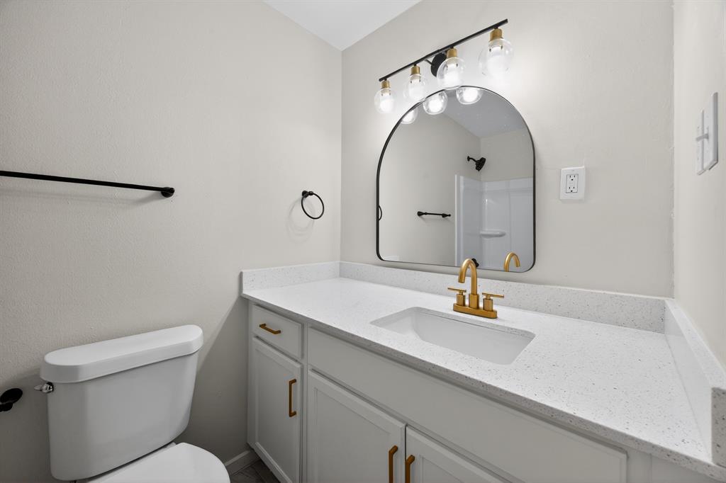 8617 Flicker Lane Property Photo 12
