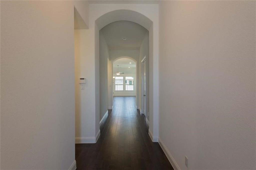 867 Forest Street Property Photo 4