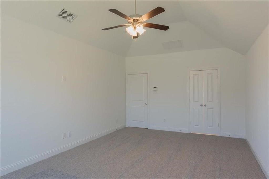 867 Forest Street Property Photo 14