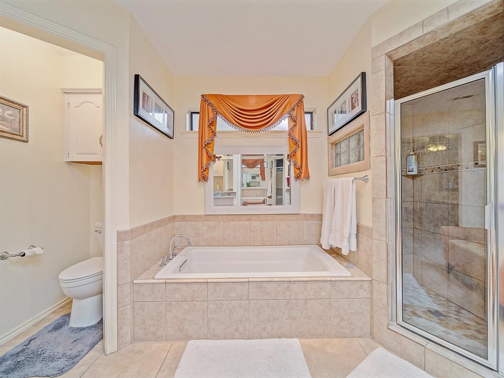 4640 Versailles Lane Property Photo 19